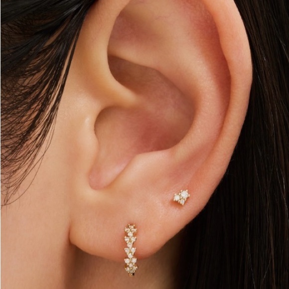 NWT Aurelie Gi 14k gold Leslie Natural Diamonds Huggie hoop earring - Picture 4 of 7